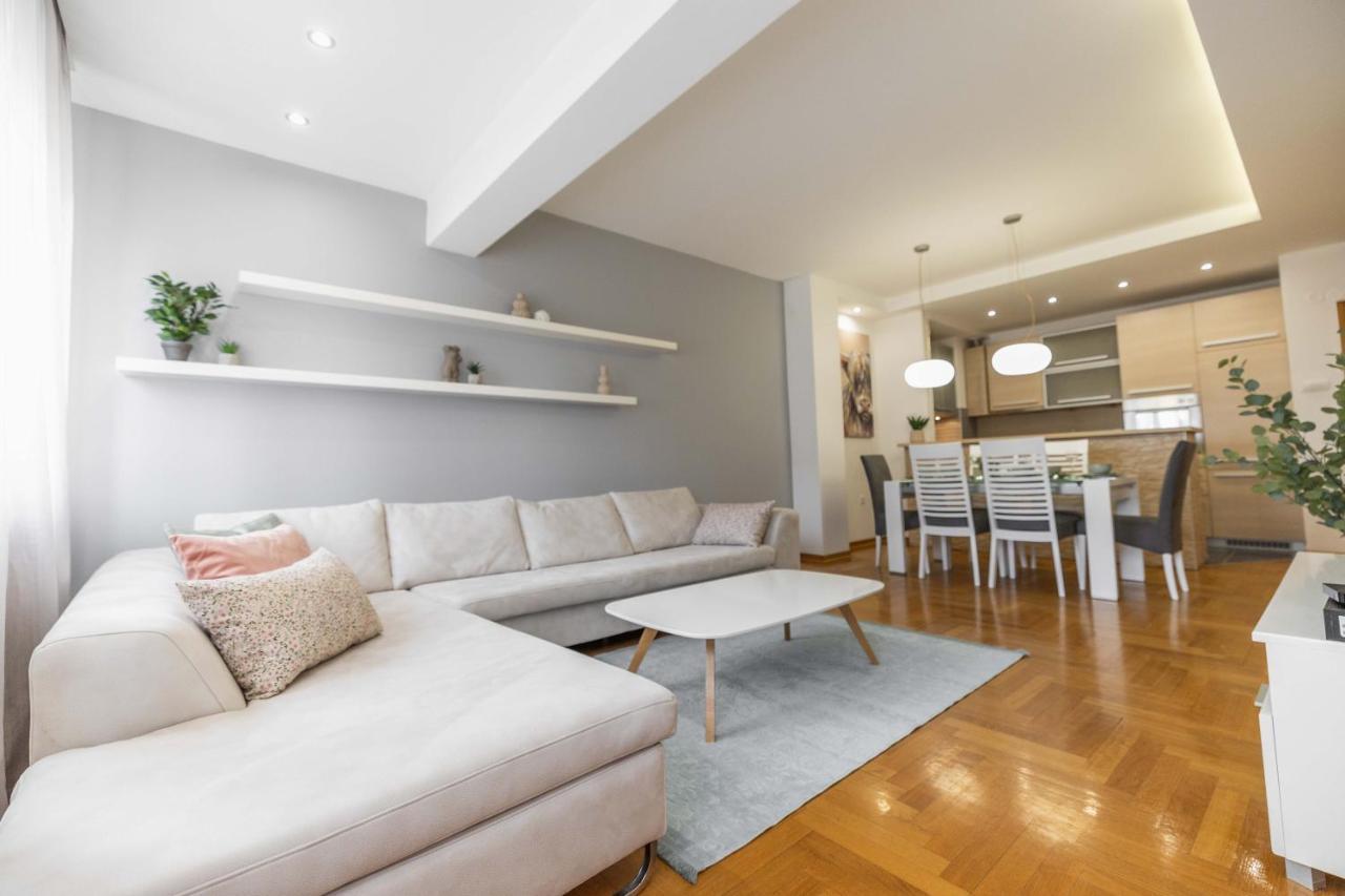 נובי סאד Apartment Marina מראה חיצוני תמונה