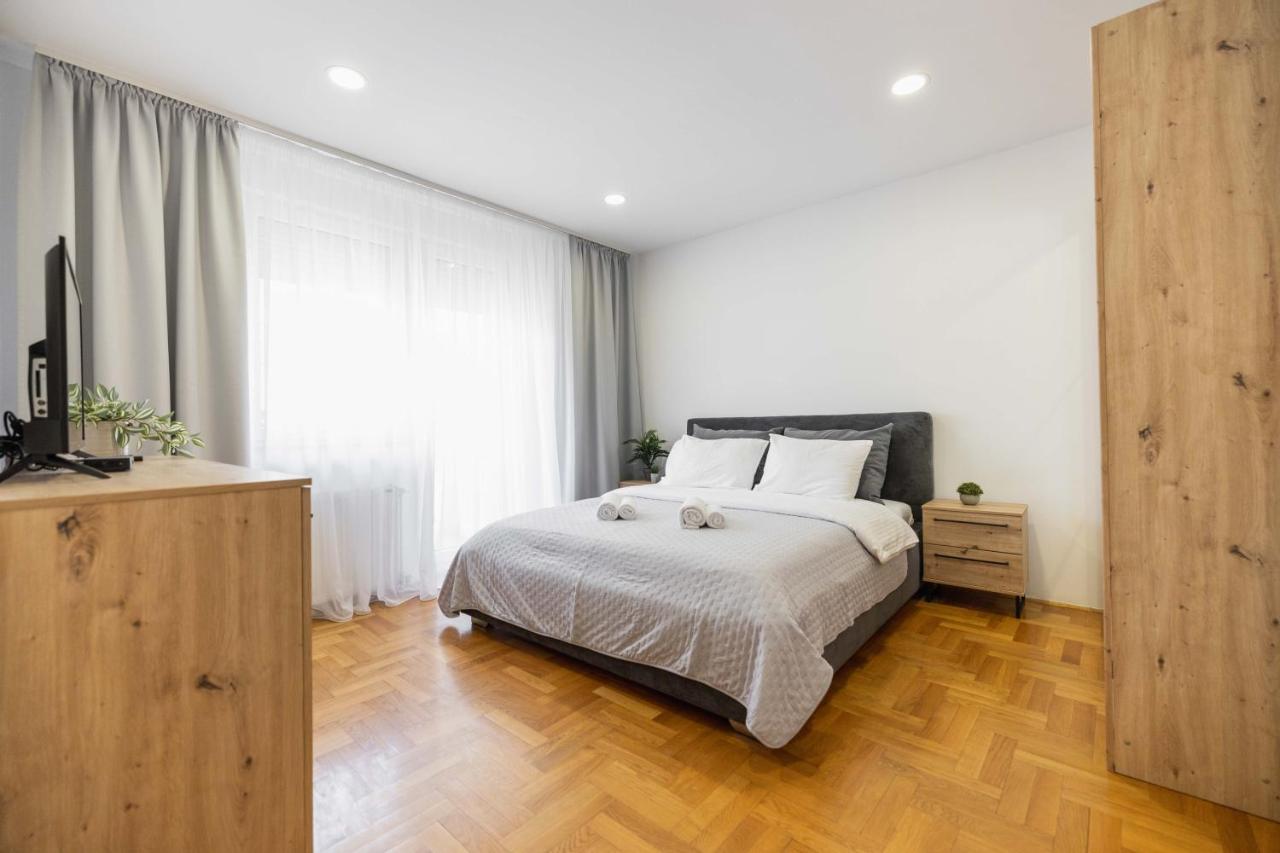 נובי סאד Apartment Marina מראה חיצוני תמונה