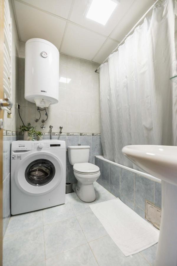 נובי סאד Apartment Marina מראה חיצוני תמונה